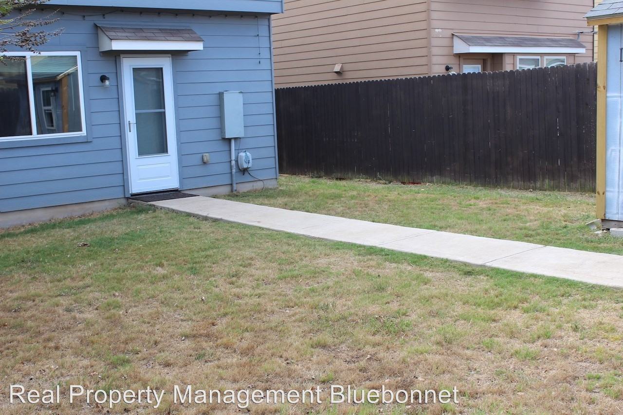 4528 Senda Lane - Photo 3 of 18