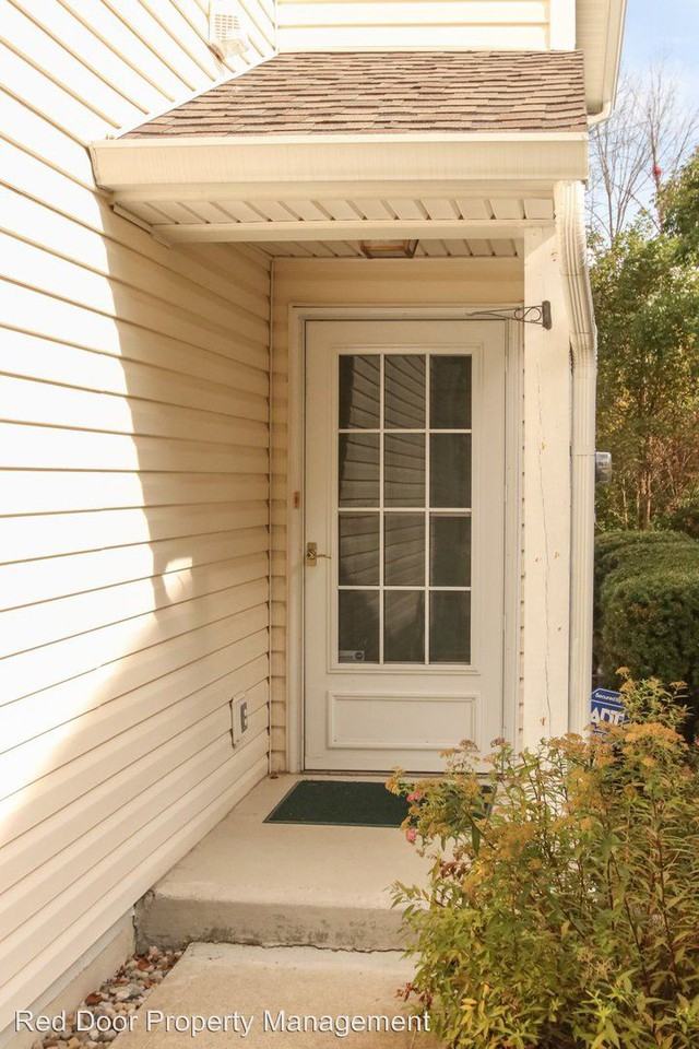 1840 Misty Lake Drive - Photo 2 of 25