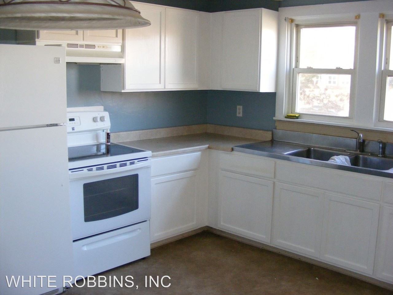 52 Lawson Ave - Photo 2 of 4