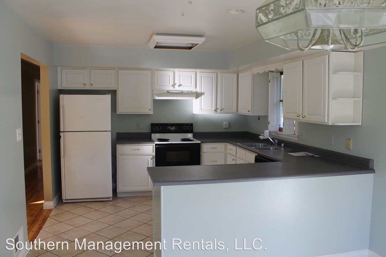 315 Meadow Trail - Photo 2 of 8