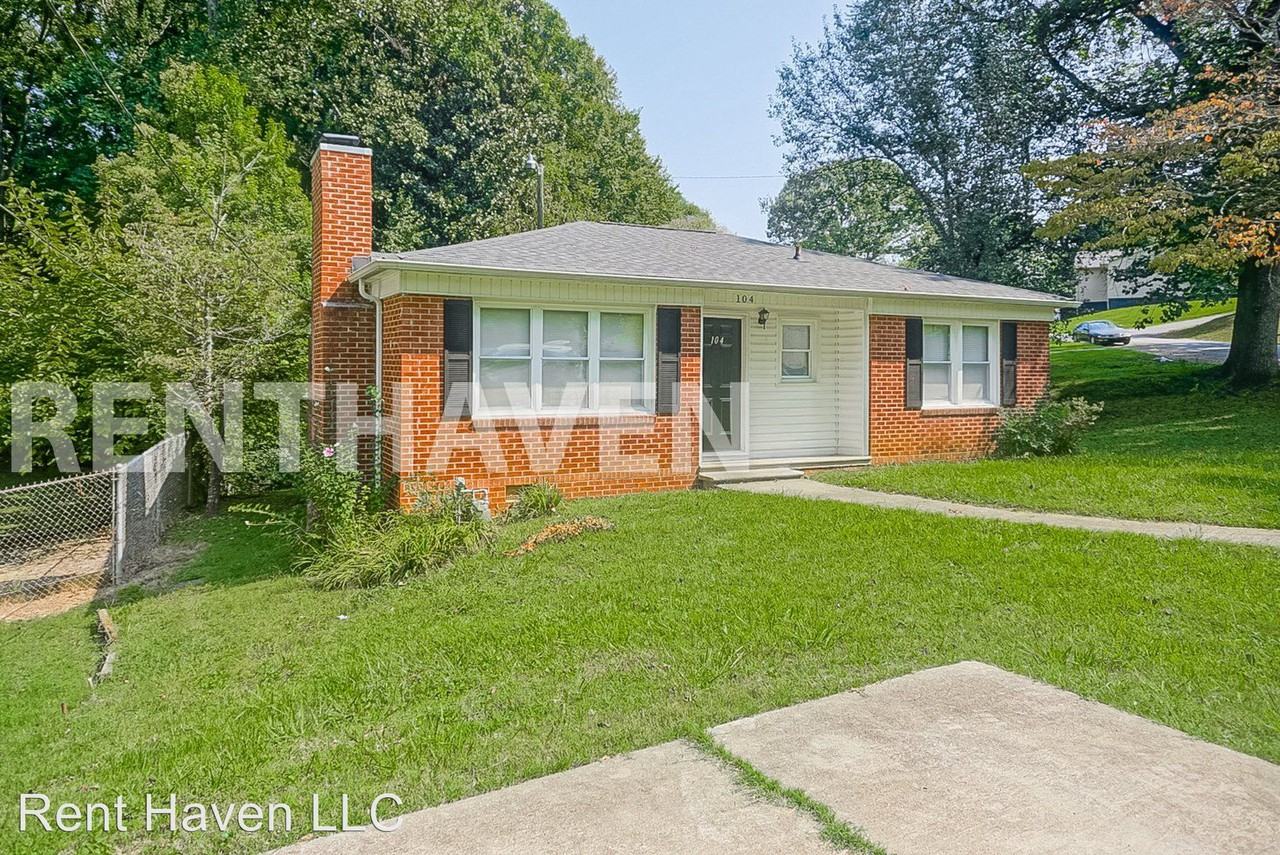 104 Forest Lane Drive - Photo 2 of 19