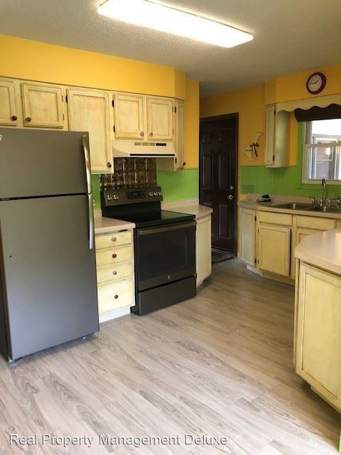 12163 Mountain Ash Dr S. - Photo 3 of 19