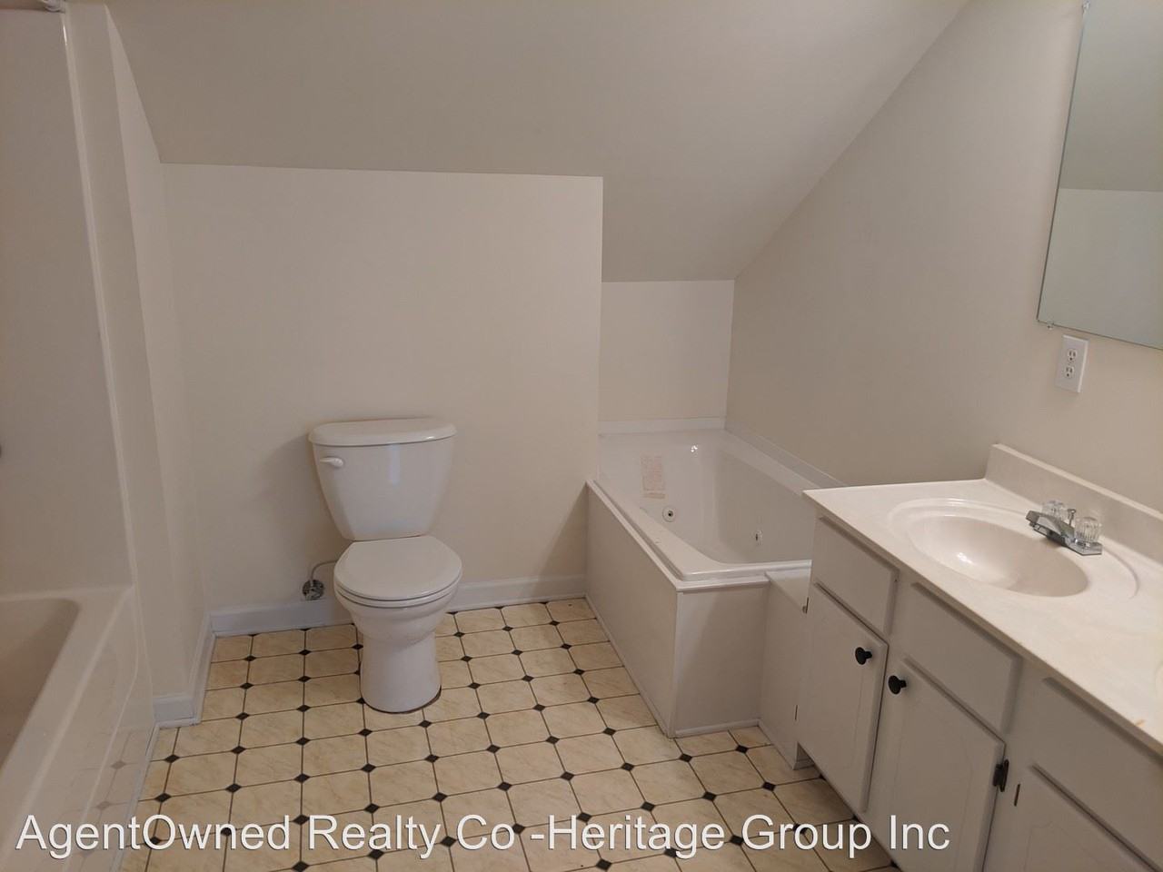 5737 Highway 260 - Photo 2 of 21