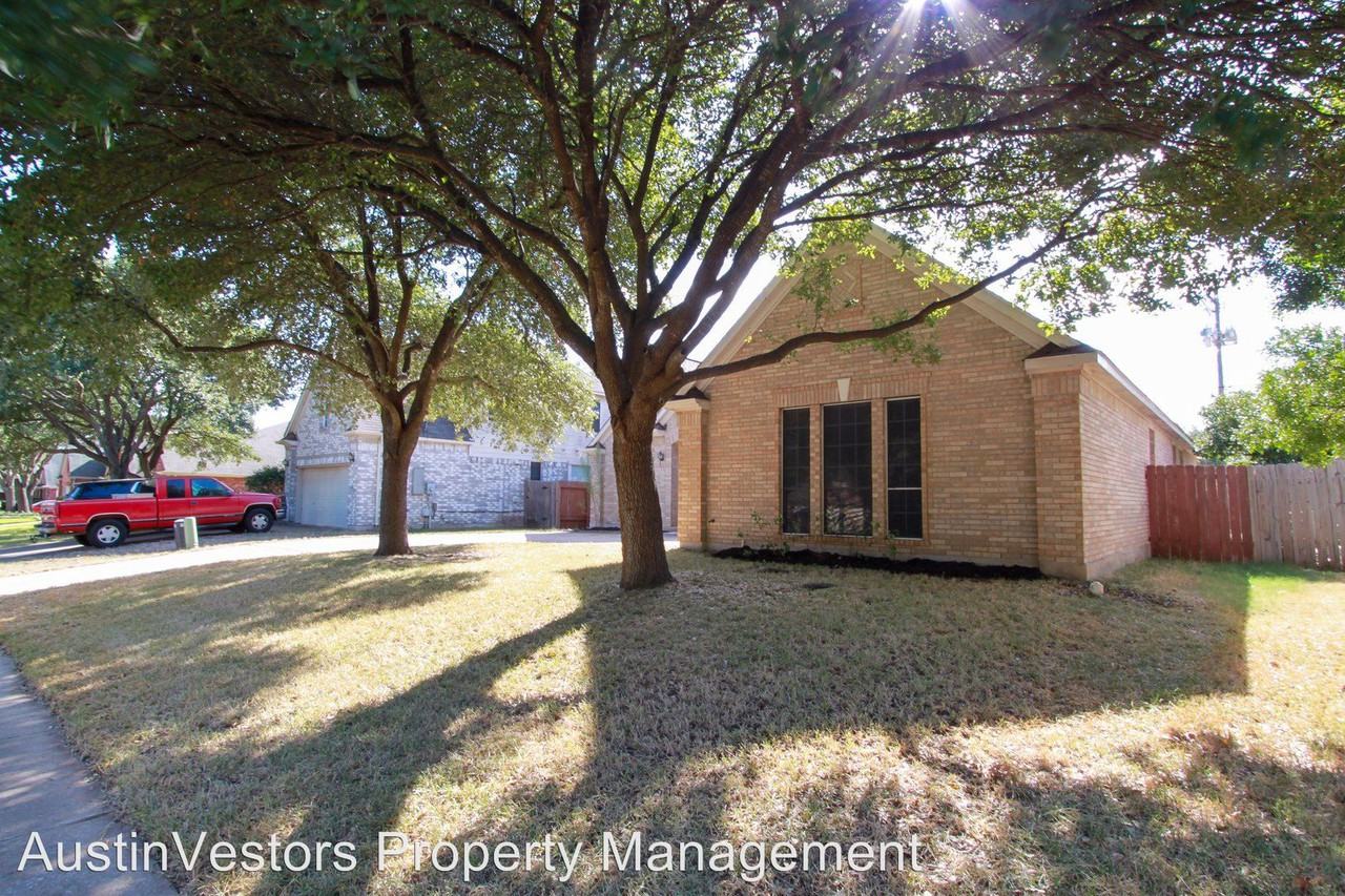 8921 Joachim Ln - Photo 3 of 37