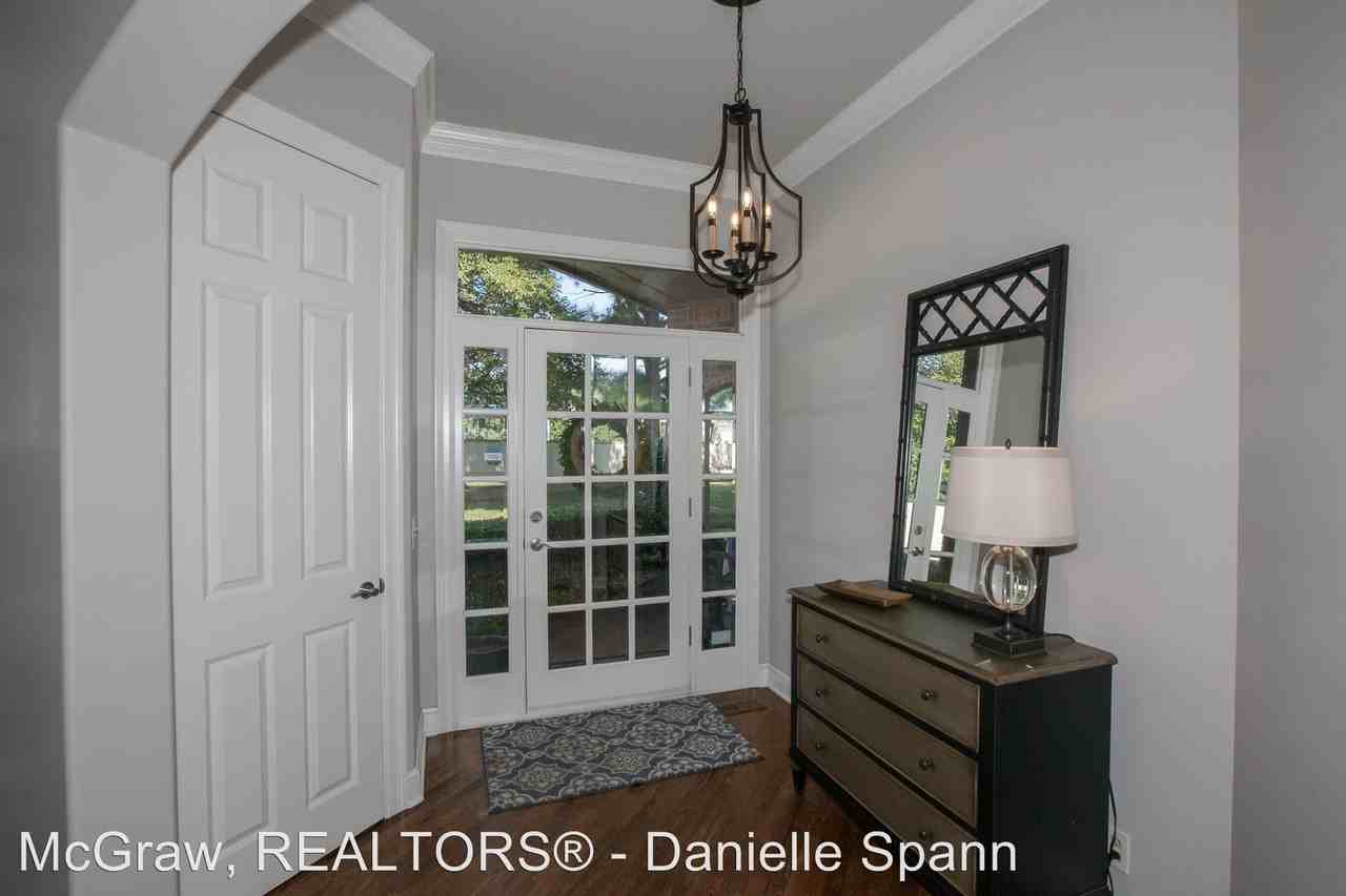 6305 W. South Park - Photo 3 of 27