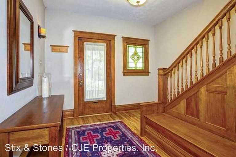 1616 Cook St - Photo 3 of 20