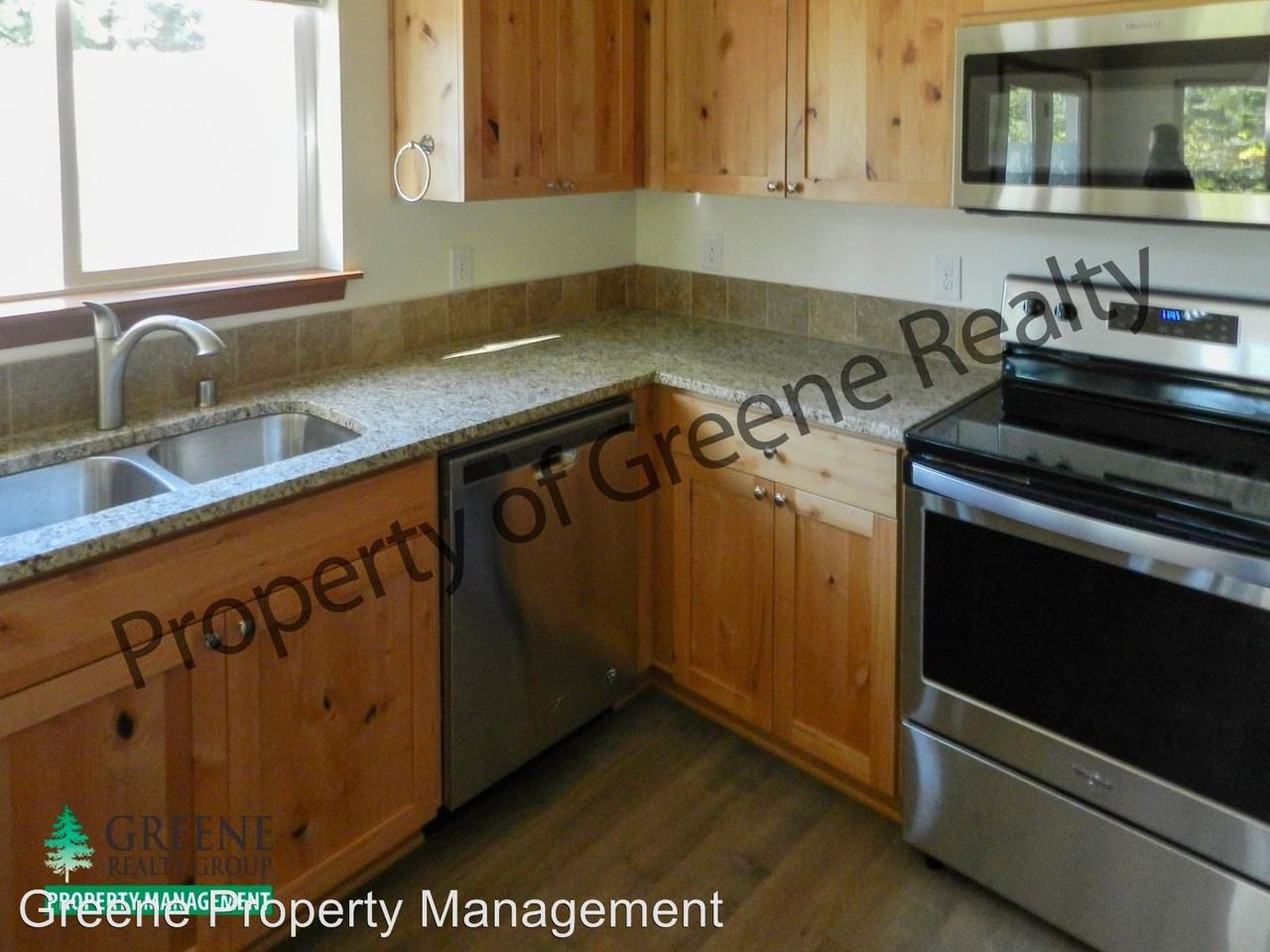 1906 Burbank Ave Nw - Photo 3 of 10