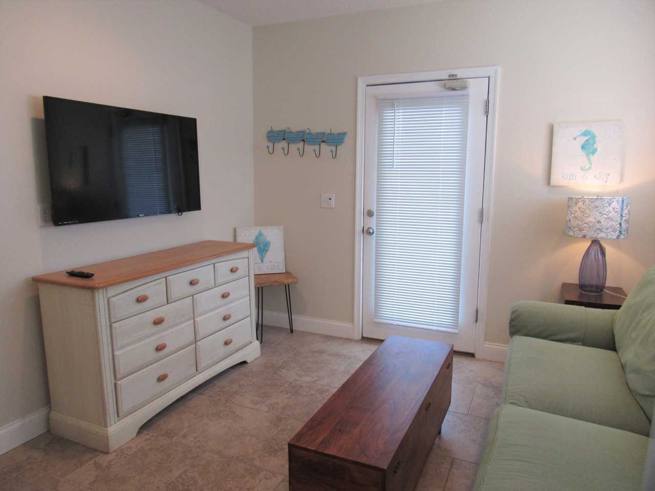 6846C Turtlemound Rd - Photo 3 of 10