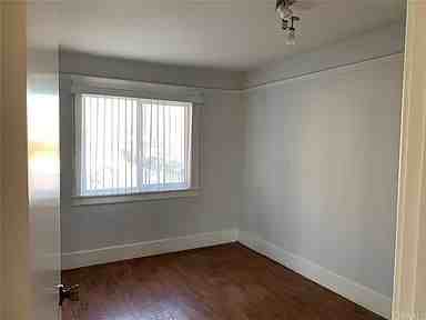 24407 Alliene Ave - Photo 3 of 6