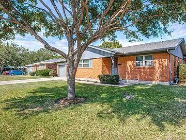 7513 Oxley Dr - Photo 2 of 26