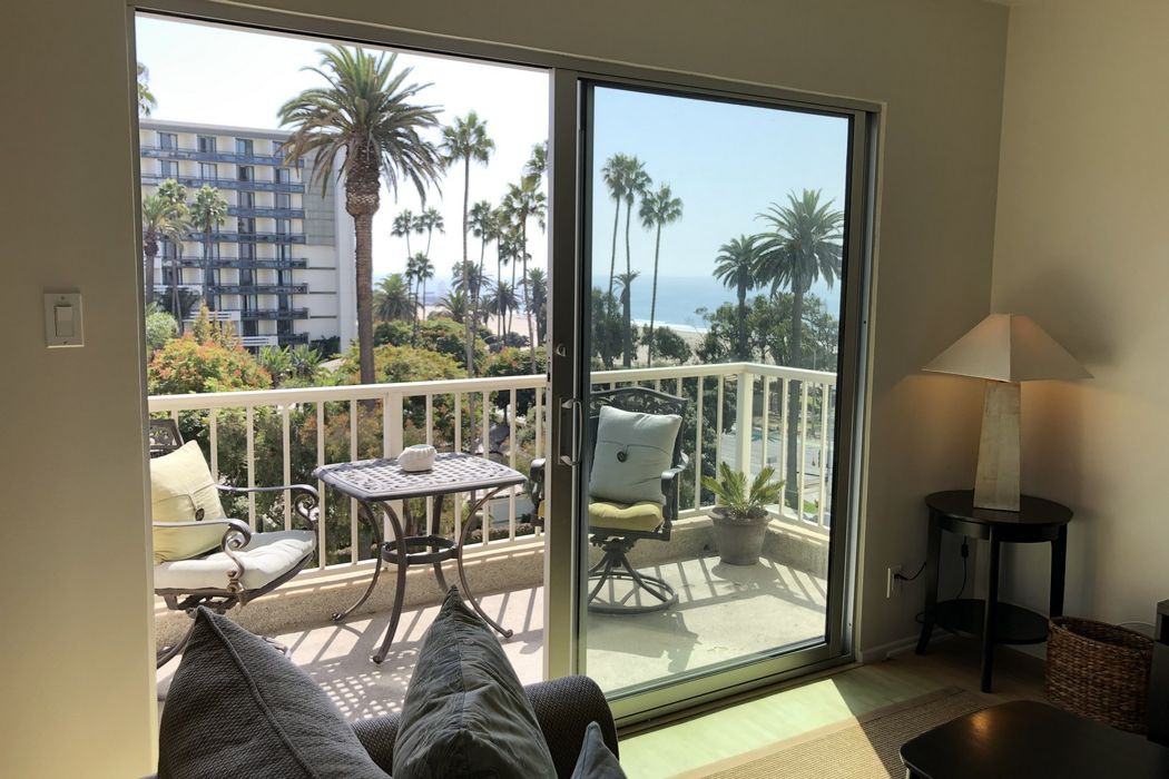 101 California Ave - Photo 3 of 22