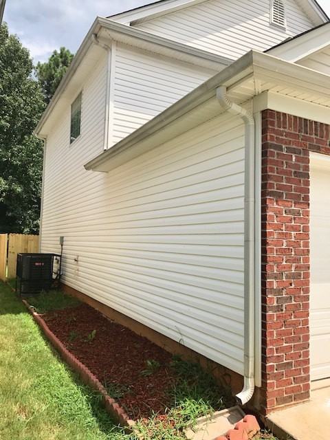 11218 James Madison Drive - Photo 3 of 17