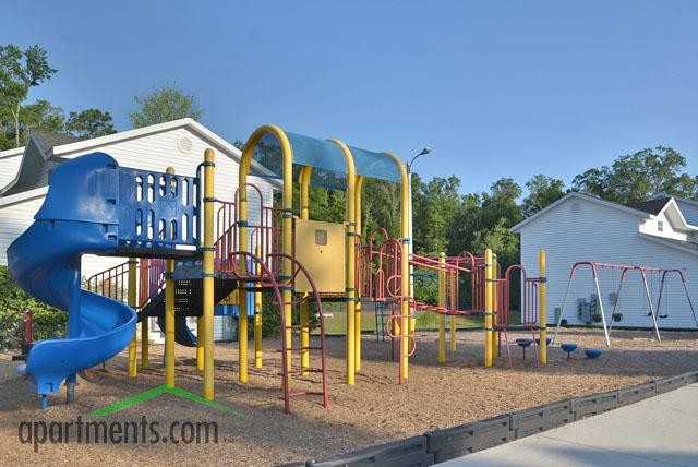 Blitchton Station - Photo 2 of 14