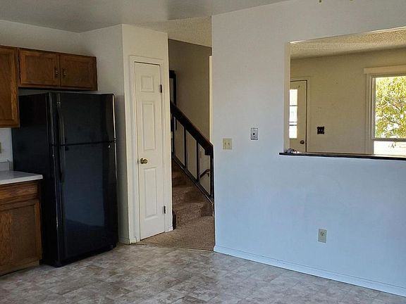 768 Riford Rd - Photo 3 of 5