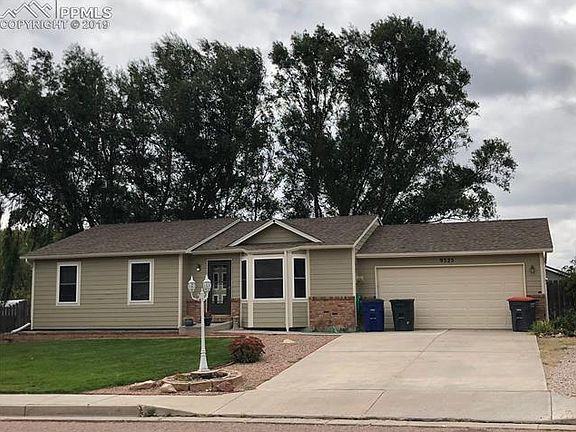 9525 Aspen Grove Way - Photo 2 of 4