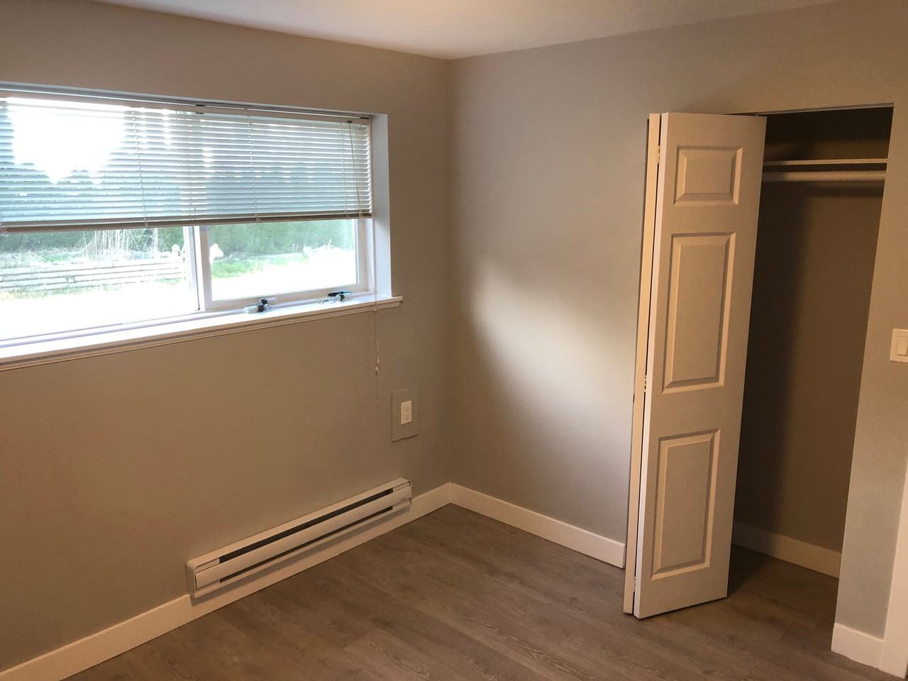 7027 brewster drive e - Photo 3 of 9