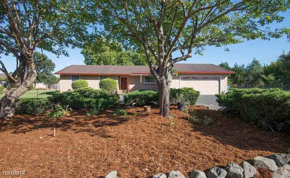 5727 Mcfarlane Rd - Photo 2 of 8