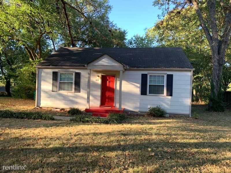 2915 Susan Dr N/A - Photo 3 of 24