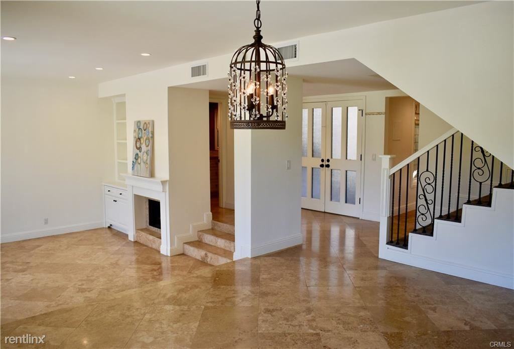 3 Sea Island Dr - Photo 3 of 9