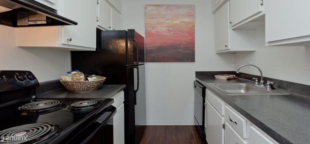 2530 Yorktown Street, - Photo 3 of 18