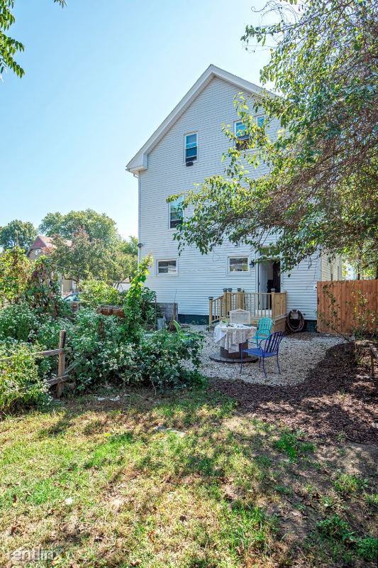 109 Grove St 1 - Photo 3 of 38