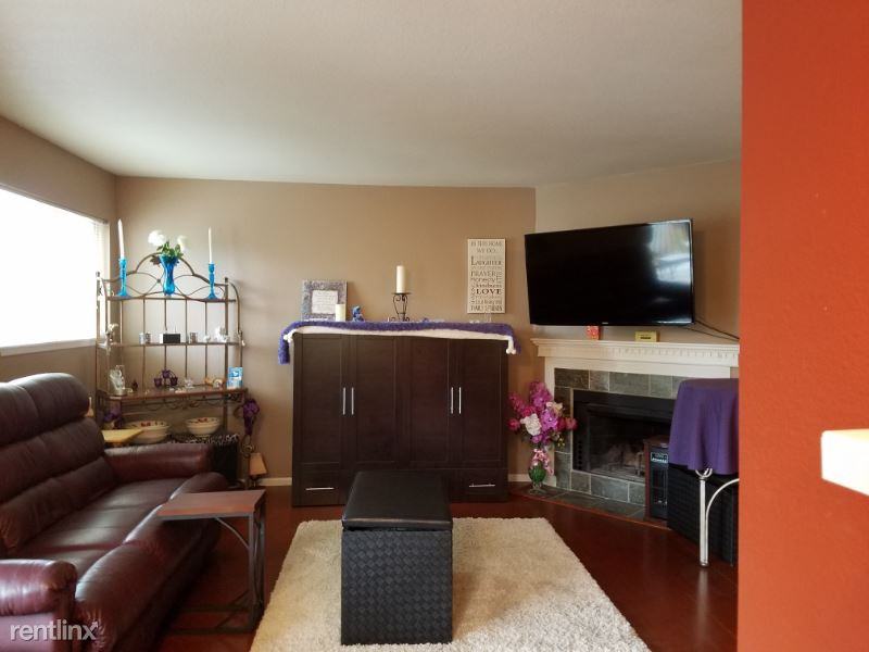 20010 Marigold Ct 28 - Photo 3 of 14