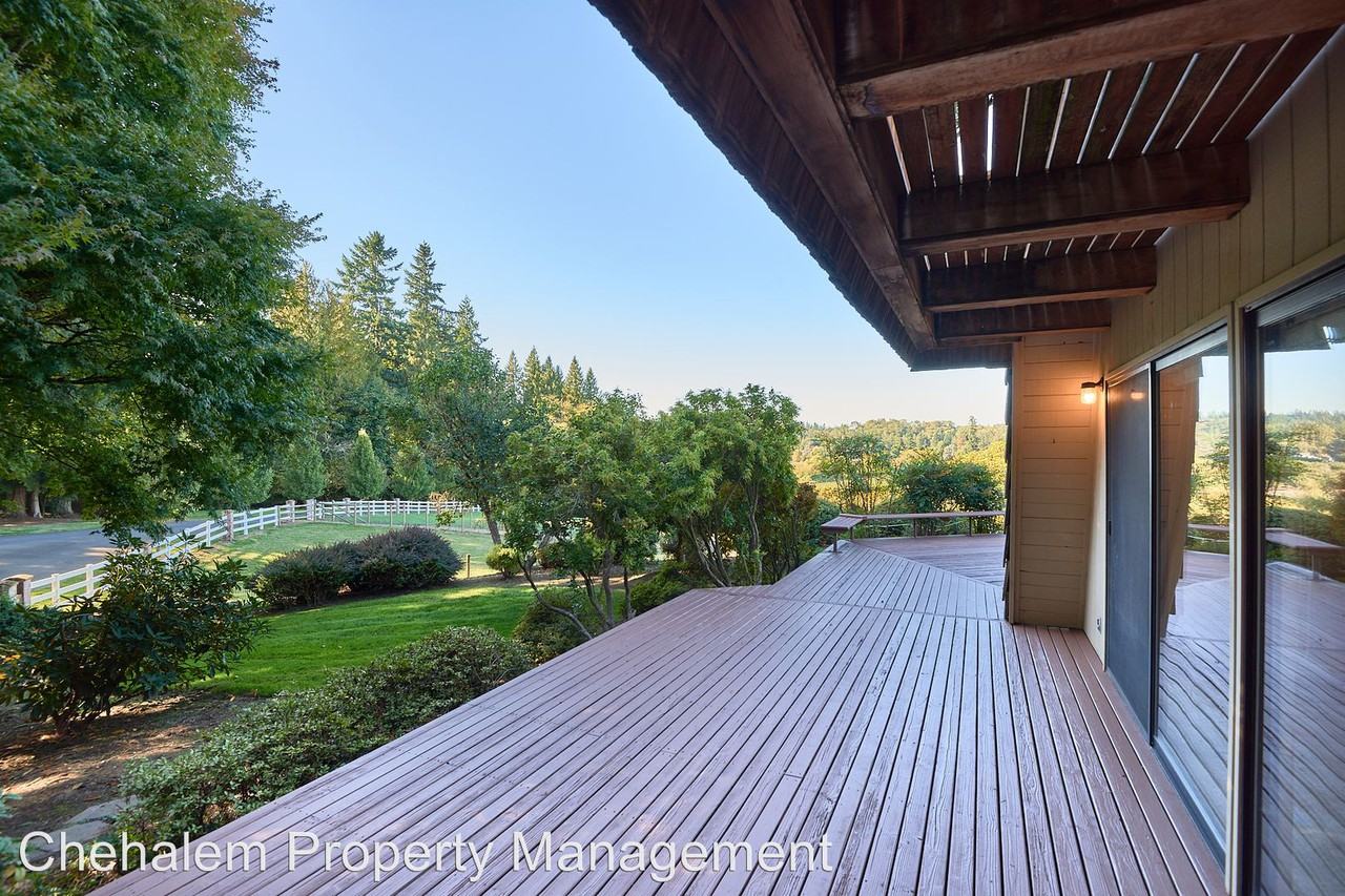 15768 Ne Eilers Rd. - Photo 2 of 34