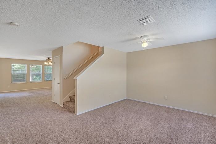 4900 Palm Ridge Drive - Photo 2 of 22