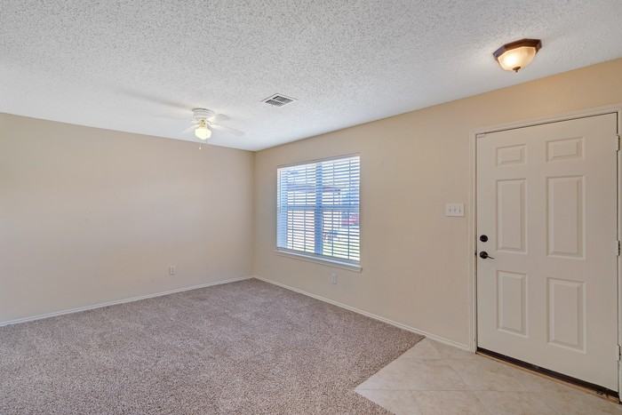 4900 Palm Ridge Drive - Photo 3 of 22