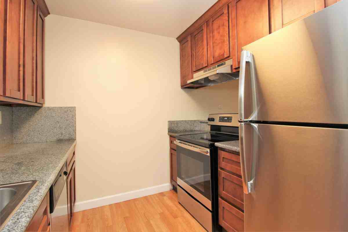 SPDR Townhomes - Photo 2 of 12