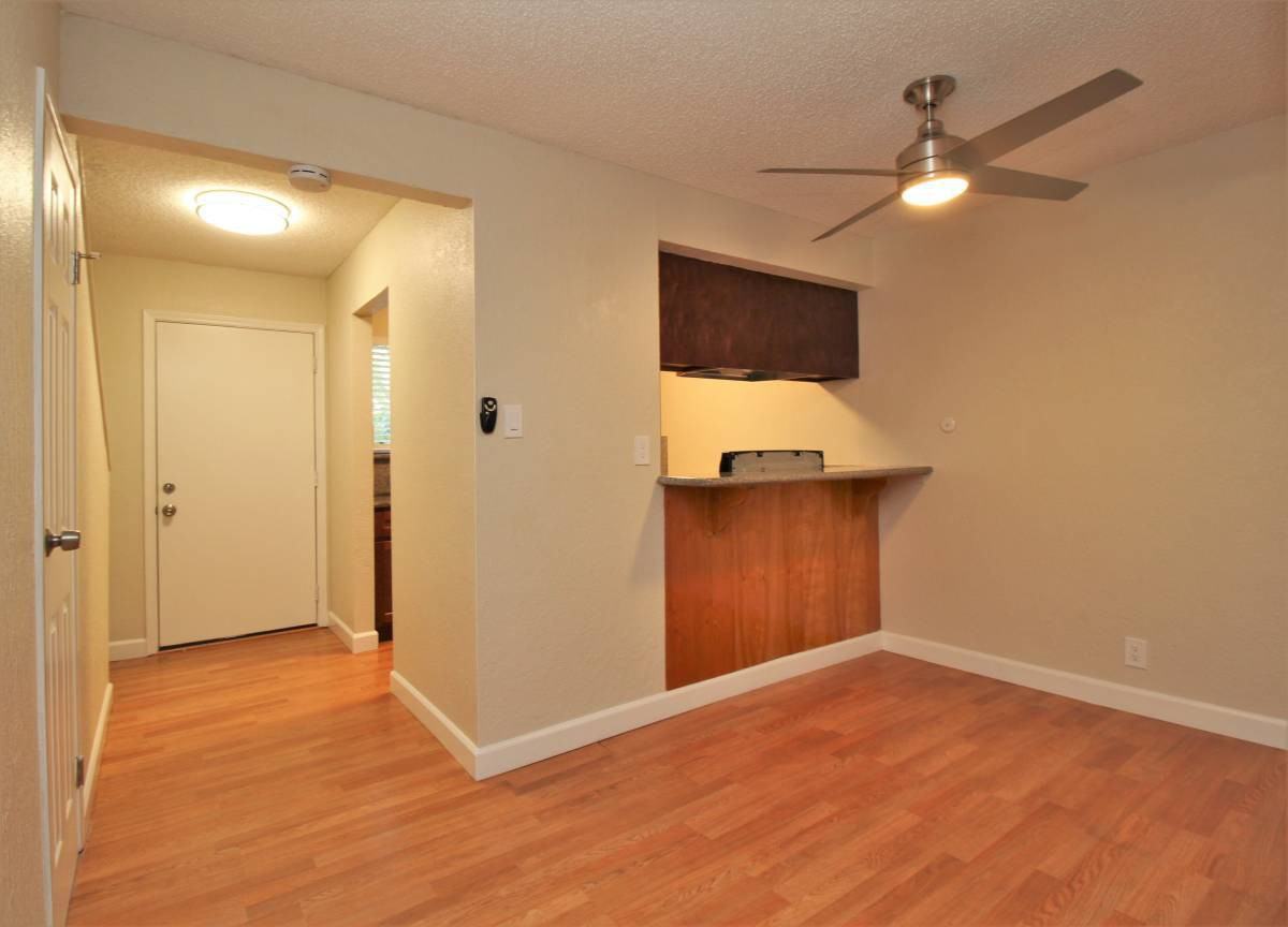 SPDR Townhomes - Photo 3 of 12