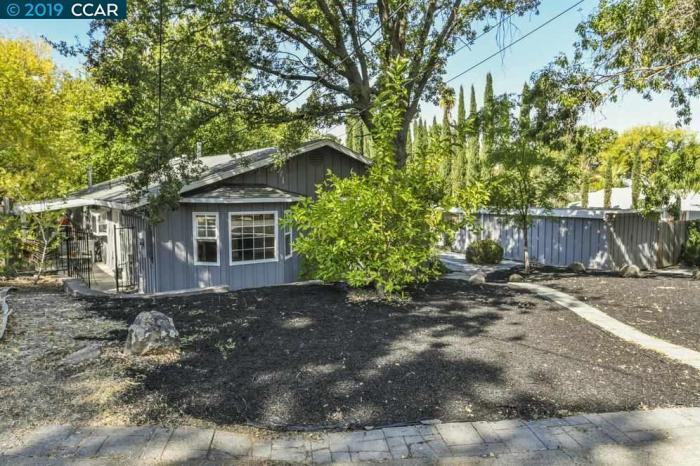 65 Valla Court - Photo 2 of 23