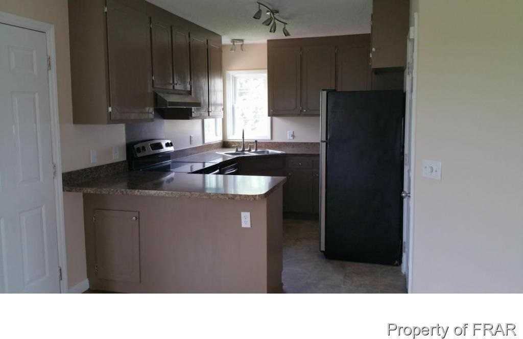 162 Stoney Creek Dr. - Photo 2 of 10