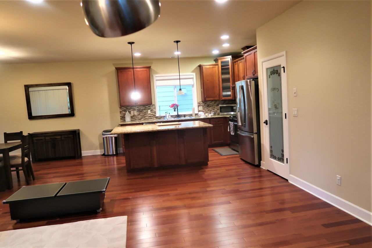 11544 Se 83rd St - Photo 2 of 17