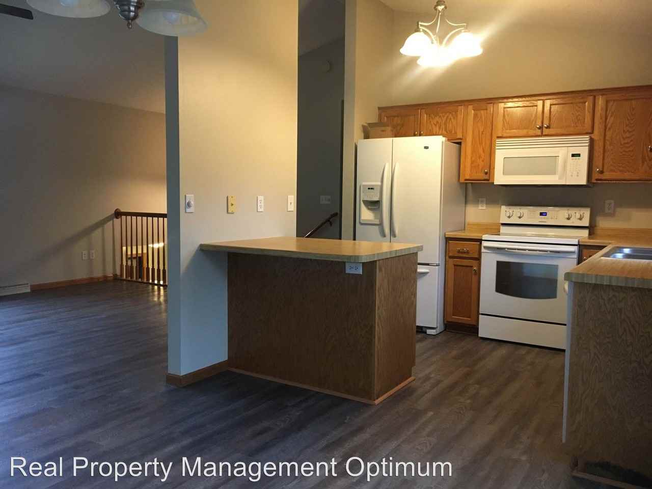 1500 3rd St N - Photo 3 of 16