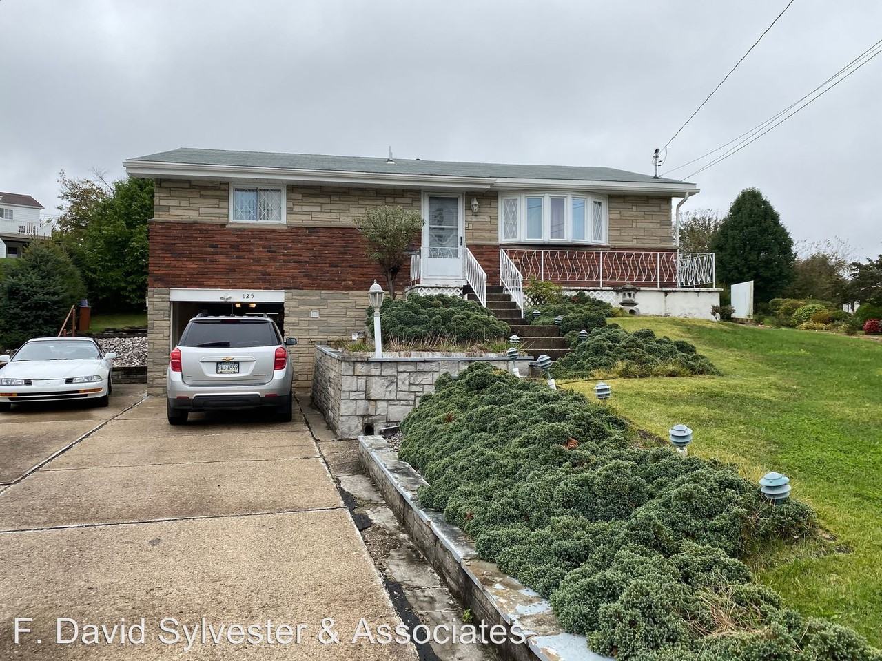 125 Bantam Drive - Photo 2 of 29