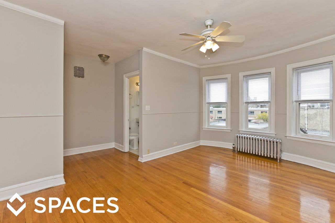 1301 West Argyle Street