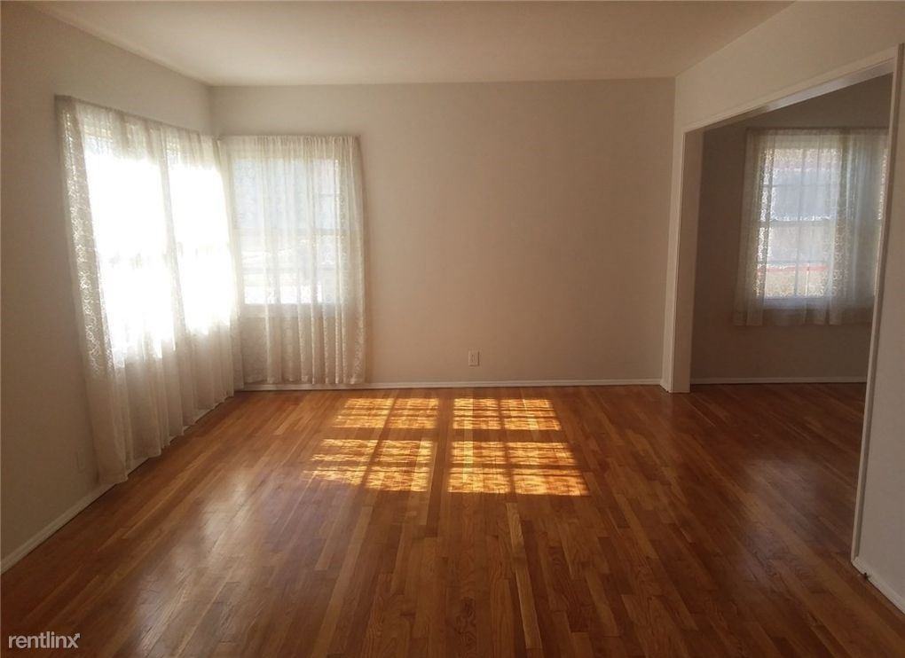 5202 Minturn Ave - Photo 3 of 6