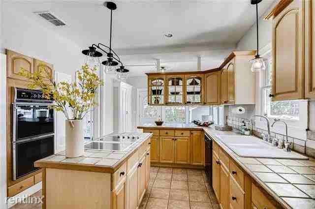 6336 Goliad Ave - Photo 3 of 6