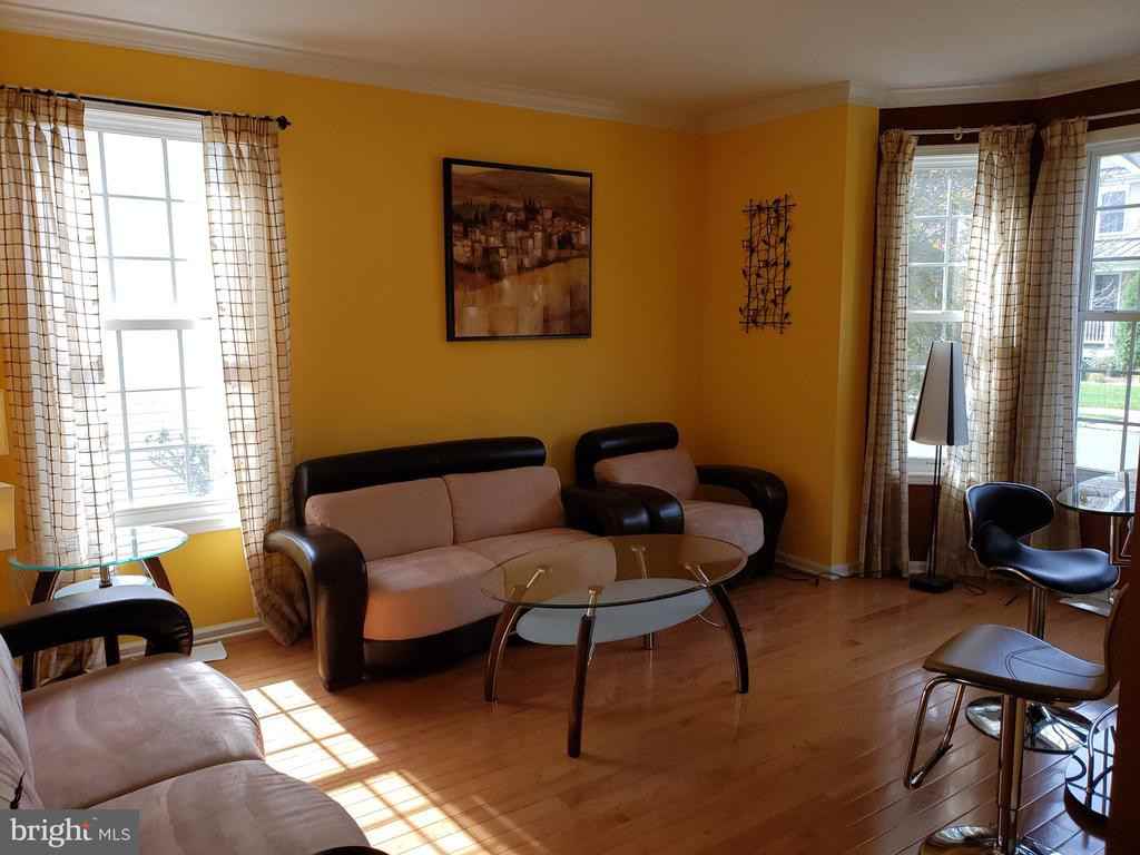 10 Bullock Way - Photo 3 of 13