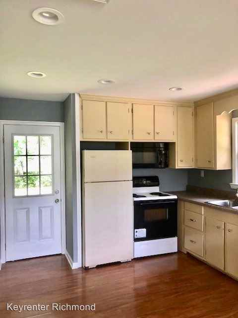 1283 Jacks Creek Rd. - Photo 3 of 11