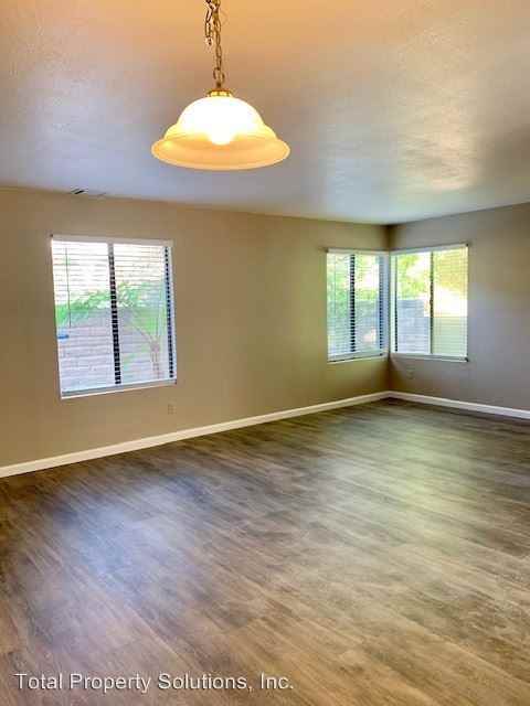 689 Tampico - Photo 3 of 18