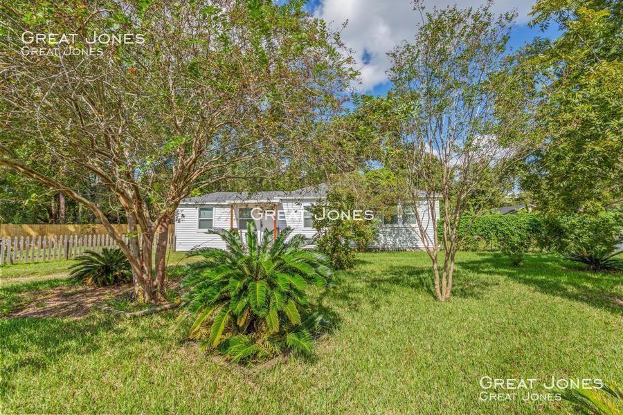 5105 Hancock Rd - Photo 2 of 25