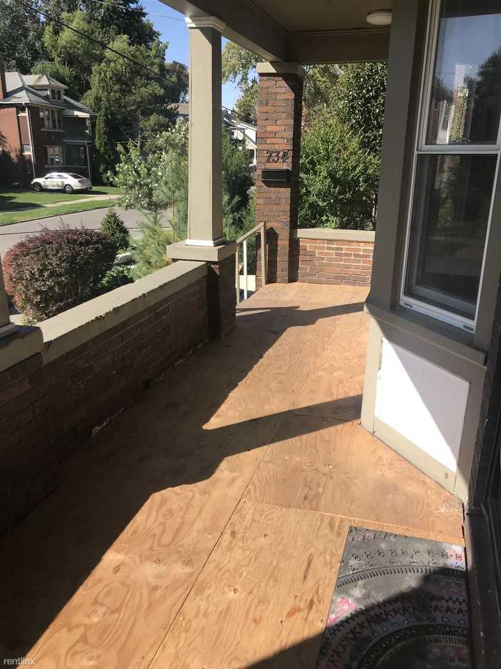 734 Ashland St - Photo 2 of 16