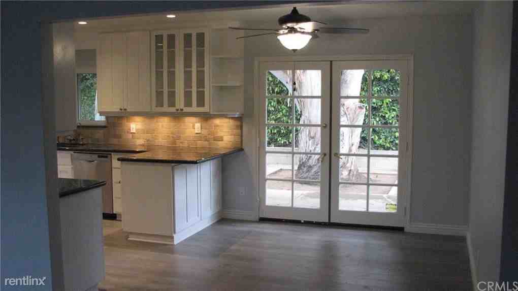 13807 Hewes Ave - Photo 3 of 13