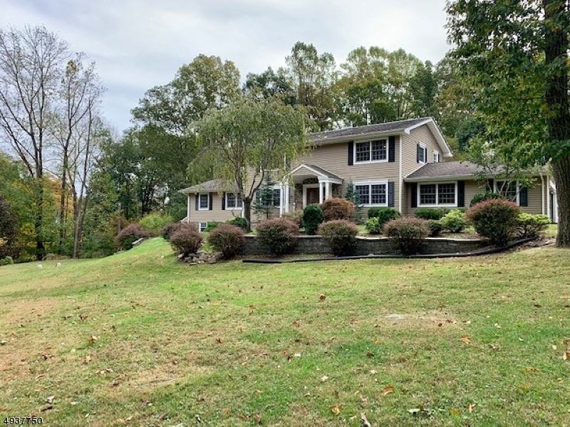 1 Deer Court - Photo 2 of 17