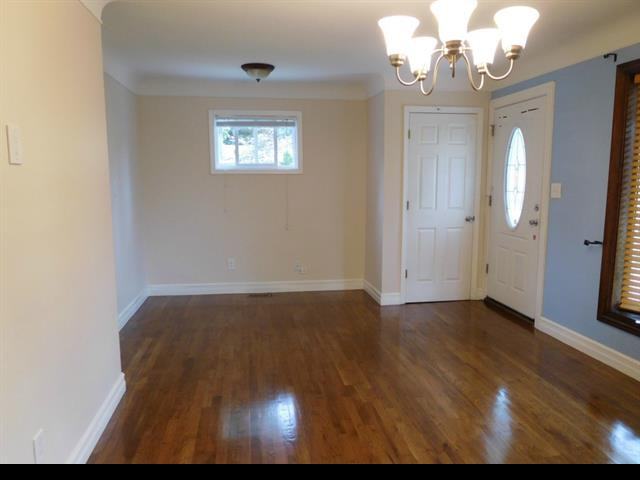 3432 Clarence Street - Photo 3 of 35