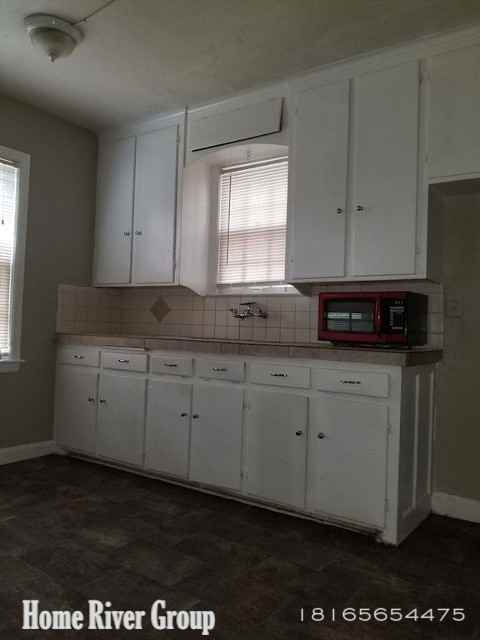 1507 E 73rd St - Photo 2 of 15