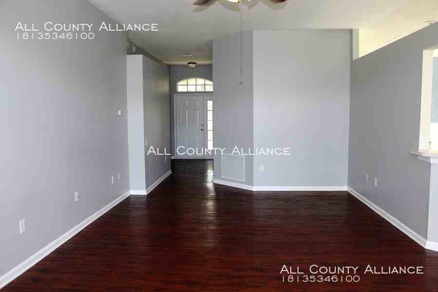 5648 Dark Star Loop - Photo 3 of 10