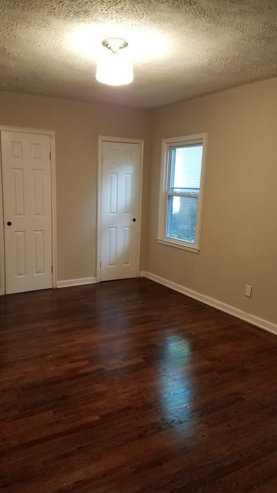 1932 Montrose Drive - Photo 3 of 12